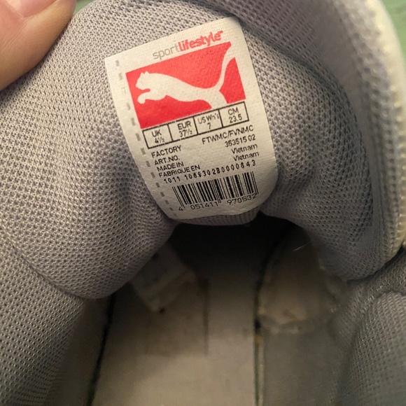 Vintage Puma white leather mid top sneakers - Picture 3 of 3